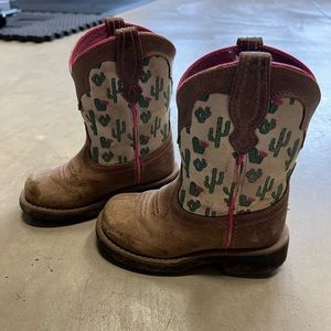 Ariat size 8 toddler